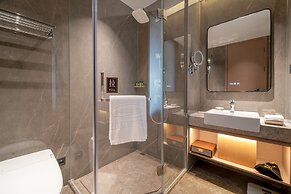 Tongli Lakeview Hotel