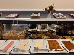 Magnaura House Hotel