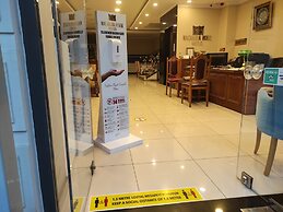 Magnaura House Hotel