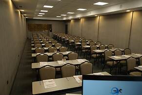 Uçar Royal Hotel and Conference Hall