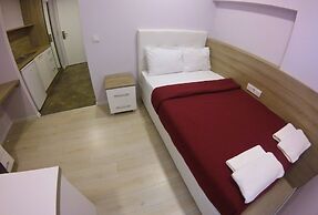 Uçar Royal Hotel and Conference Hall
