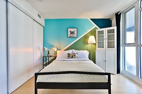 CITYPLACE 1B LUX CONDO LAKESIDE SKYDOME MTCC