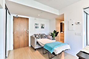 CITYPLACE 1B LUX CONDO LAKESIDE SKYDOME MTCC