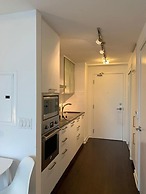 Lavish Suites - Luxury One Bedroom Condo