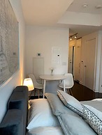 Lavish Suites - Luxury One Bedroom Condo