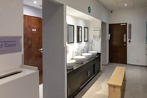 izZzleep Aeropuerto Terminal 1