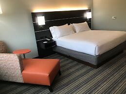 Holiday Inn Express & Suites Greenville SE - Simpsonville by IHG