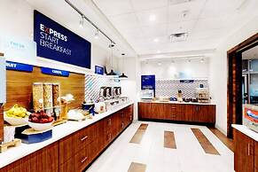 Holiday Inn Express & Suites Chalmette - New Orleans S by IHG