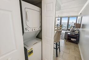 Island Winds East by ALBVR