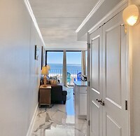 Island Winds East by ALBVR