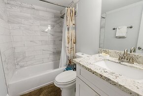 Island Winds East by ALBVR