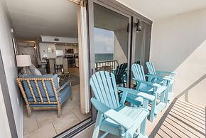 Island Winds East by ALBVR