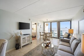 Island Winds East by ALBVR