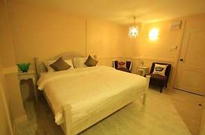 The Royal Chiangkhan Boutique Hotel