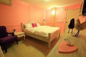 The Royal Chiangkhan Boutique Hotel