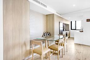 Breeze Apartment 801