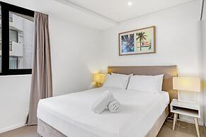 Breeze Apartment 801