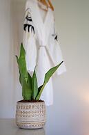 Malibu Studios - Elegant & Cosy