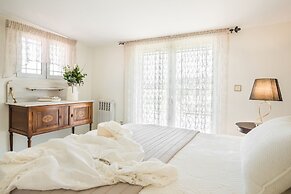 Malibu Studios - Elegant & Cosy