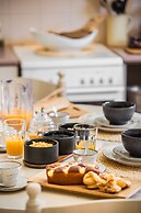 Malibu Studios - Elegant & Cosy