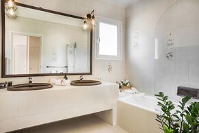 Malibu Studios - Elegant & Cosy