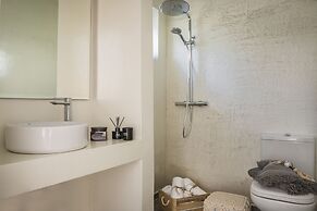 Malibu Studios - Elegant & Cosy