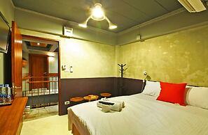 Chic Chiangkhan Hotel