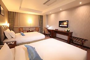 Blue Sky Hotel & Tower