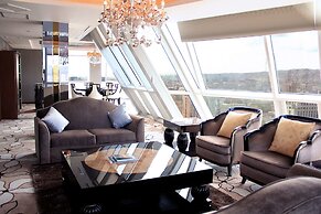 Blue Sky Hotel & Tower