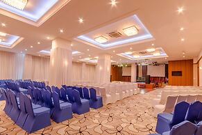 Blue Sky Hotel & Tower