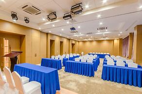 Blue Sky Hotel & Tower