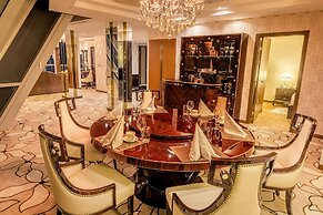 Blue Sky Hotel & Tower