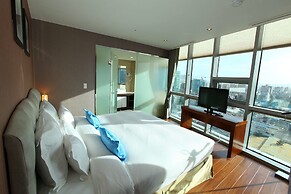 Blue Sky Hotel & Tower