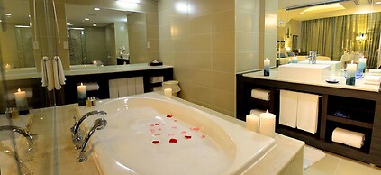 Blue Sky Hotel & Tower