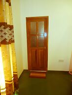 Talalla Sea Anemone Hotel