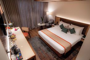 Siddhartha Riverside Resort