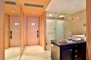 Yiwu Bali Plaza Hotel