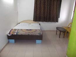 Samruddhi and Shree Inn Lodge