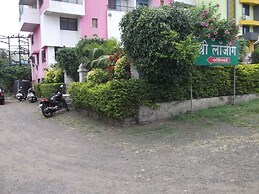 Samruddhi and Shree Inn Lodge