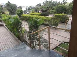 Samruddhi and Shree Inn Lodge