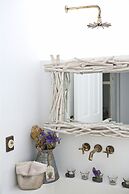 Hane Alacati Boutique Hotel