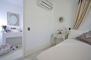 Hane Alacati Boutique Hotel