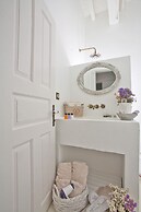 Hane Alacati Boutique Hotel