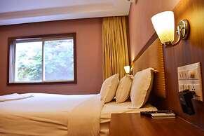 Serene Boutique Hotel