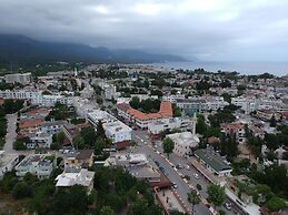 Castello Hotel & Aparts