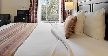 The Wilshire Grand Hotel