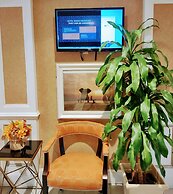 The Wilshire Grand Hotel