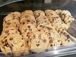 The Wilshire Grand Hotel