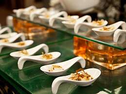 Rosedale Hotel and Suites Guangzhou