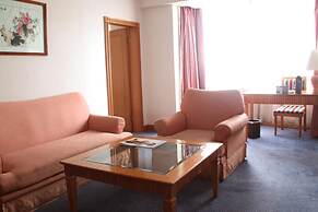 Rosedale Hotel and Suites Guangzhou